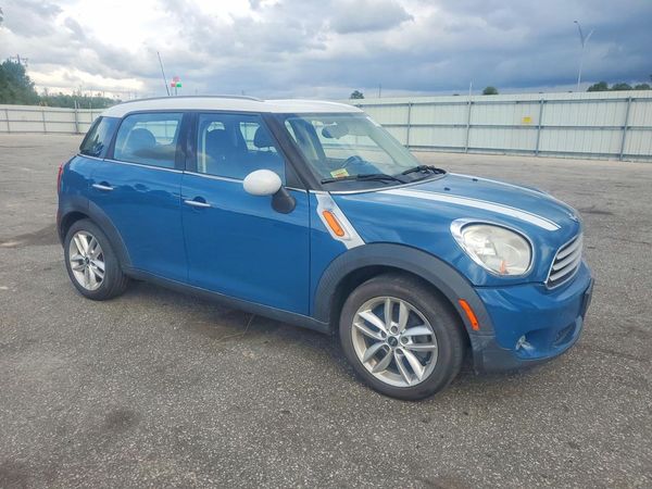 2012 MINI COOPER — Passenger 3/4