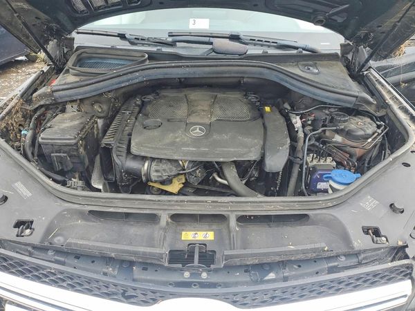 2016 MERCEDES-BENZ GLE-CLASS GLE350 — Engine bay