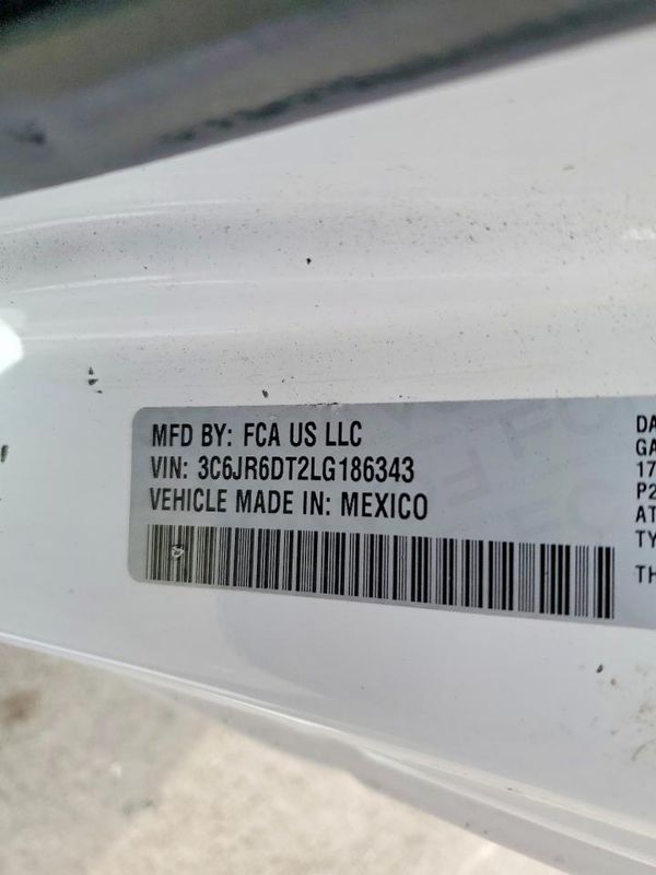 2020 RAM 1500 CLASSIC Classic DS — VINS