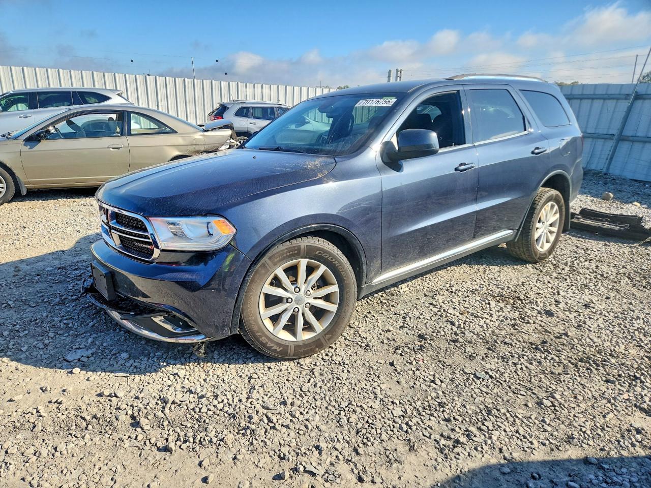 2015 DODGE DURANGO SXT — Front 3/4