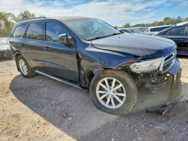 2015 DODGE DURANGO SXT — Passenger 3/4