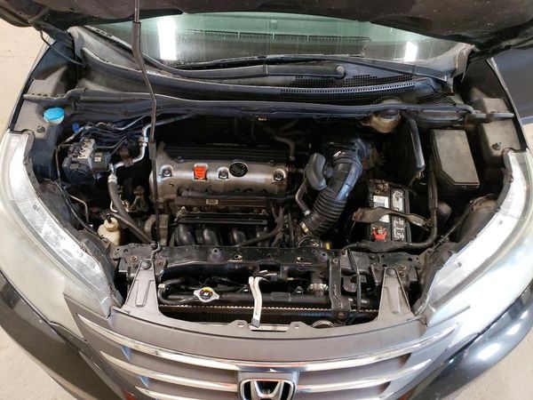 2012 HONDA CRV LX — Engine bay