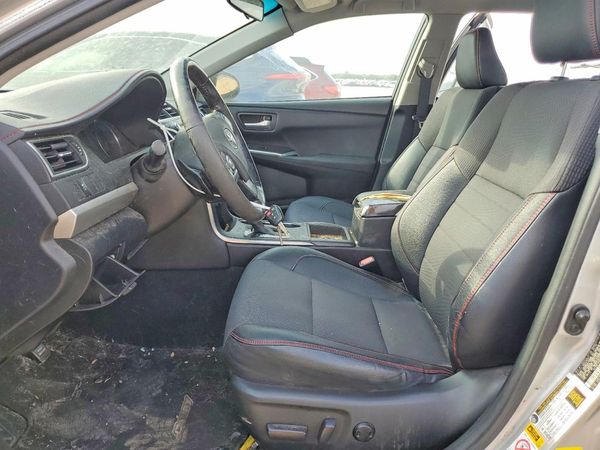 2016 TOYOTA CAMRY — DENT