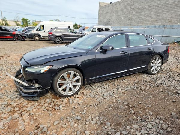 2020 VOLVO S90 — DSFA — Front 3/4