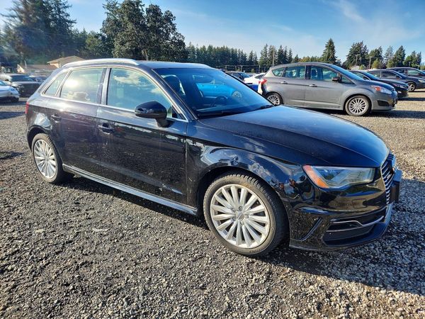 2016 AUDI A3 Plus — Passenger 3/4