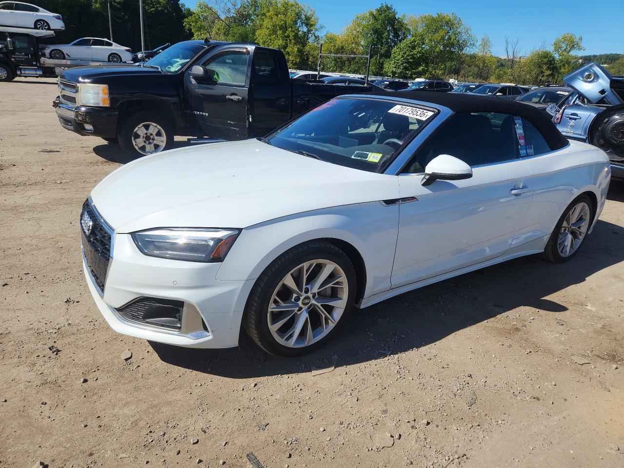 2022 AUDI A5 quattro Premium — Front 3/4