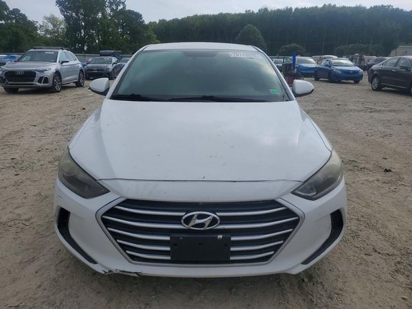 2017 HYUNDAI ELANTRA SE Base — DIRF