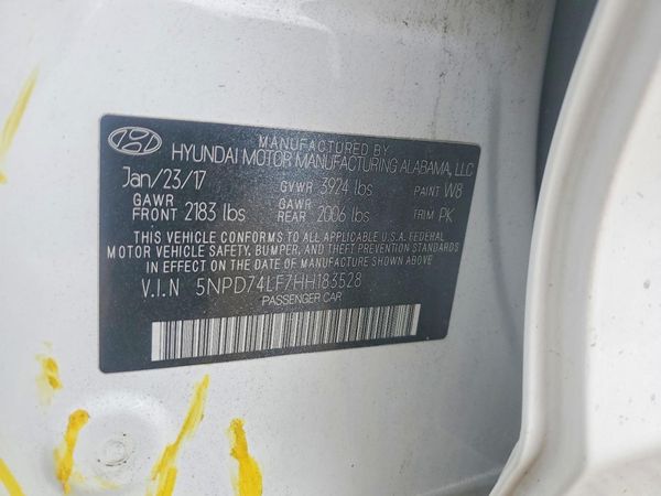2017 HYUNDAI ELANTRA SE Base — VINS