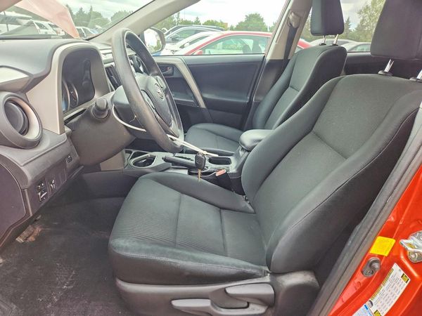2016 TOYOTA RAV4 LE (X Grade) — DENT