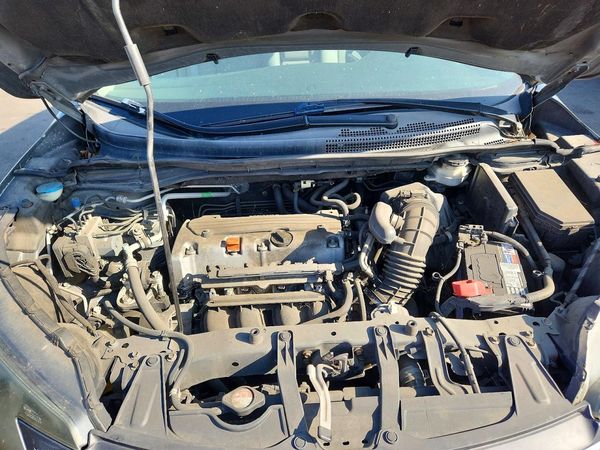 2012 HONDA CRV LX — Engine bay