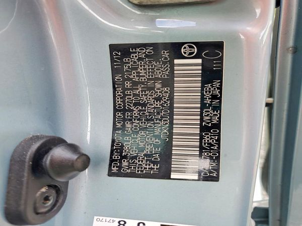 2013 TOYOTA PRIUS — VINS