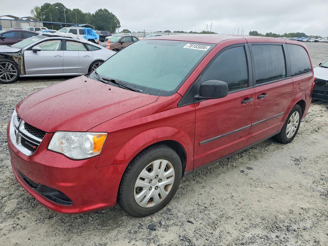 2015 DODGE GRAND CARAVAN SE — Front 3/4