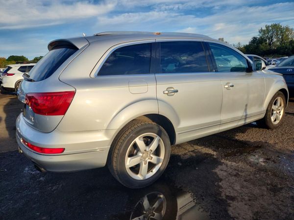 2015 AUDI Q7 Premium Plus — PSRA