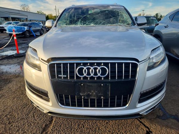 2015 AUDI Q7 Premium Plus — DIRF