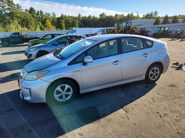 2012 TOYOTA PRIUS — DSFA — Front 3/4