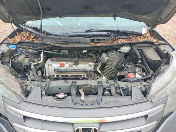 2013 HONDA CRV LX — Engine bay