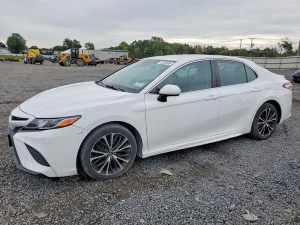 2018 TOYOTA CAMRY — DSFA — Front 3/4
