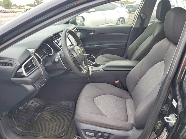 2018 TOYOTA CAMRY LE/SE/XLE/XSE — DENT