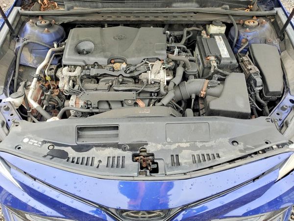 2018 TOYOTA CAMRY L/LE/SE/XLE — Engine bay