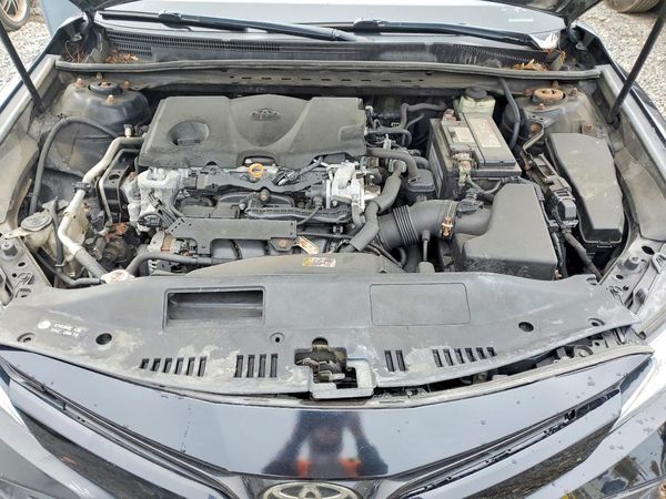 2018 TOYOTA CAMRY L/LE/SE/XLE — Engine bay