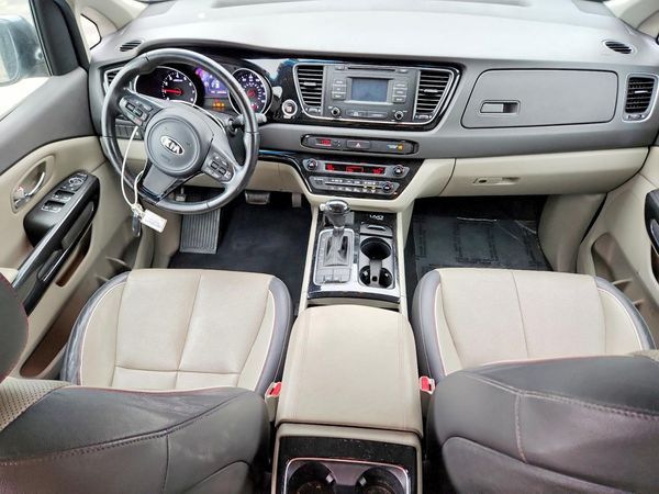 2015 KIA SEDONA GLS - Middle level — CKPT