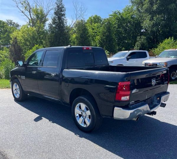 2018 RAM 1500 SLT