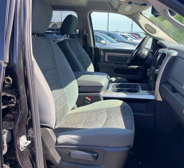2018 RAM 1500 SLT