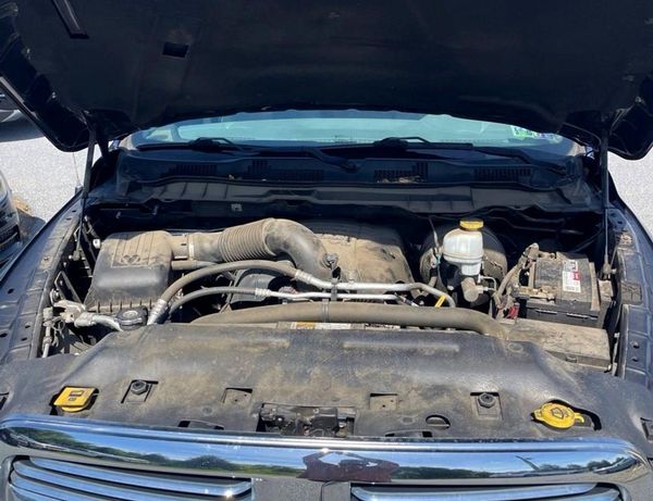 2018 RAM 1500 SLT