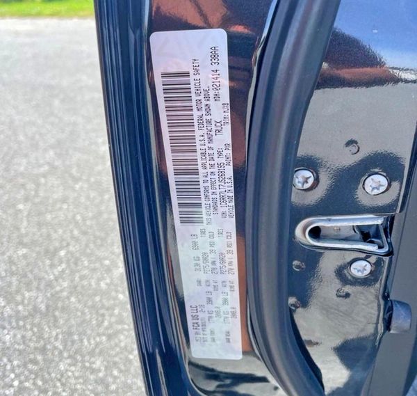 2018 RAM 1500 SLT