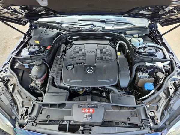 2016 MERCEDES-BENZ E E350 — Engine bay