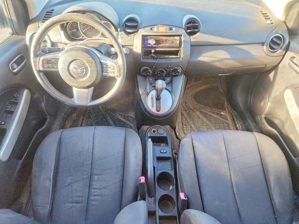 2012 MAZDA 2 Sport/GX — CKPT