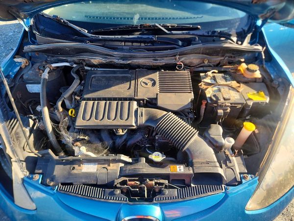 2012 MAZDA 2 Sport/GX — Engine bay
