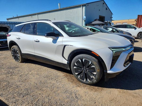 2024 CHEVROLET BLAZER RS — Passenger 3/4