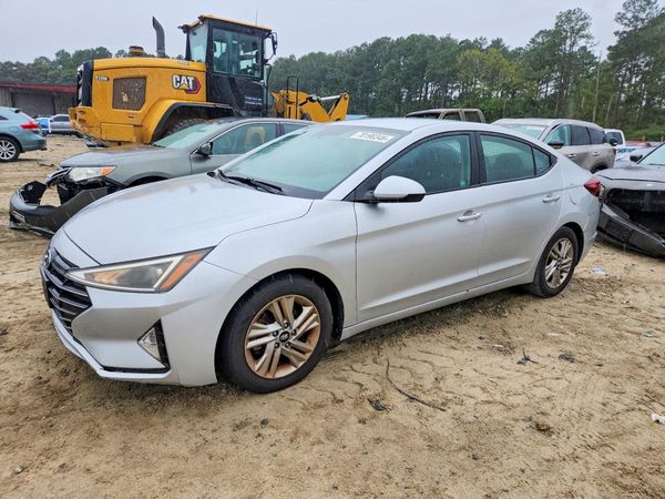2019 HYUNDAI ELANTRA — DSFA — Front 3/4