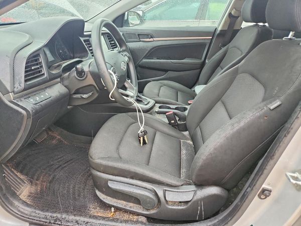 2019 HYUNDAI ELANTRA — DENT