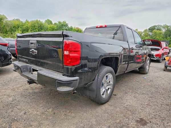 2018 CHEVROLET SILVERADO Custom — PSRA