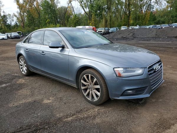 2013 AUDI A4 quattro Premium Plus — Passenger 3/4
