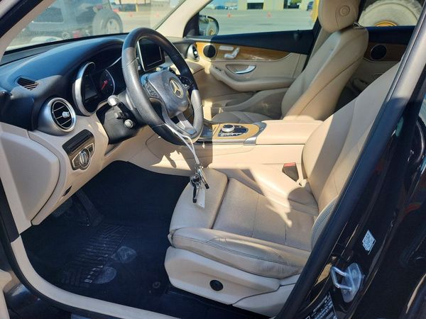 2018 MERCEDES-BENZ GLC GLC300 — DENT
