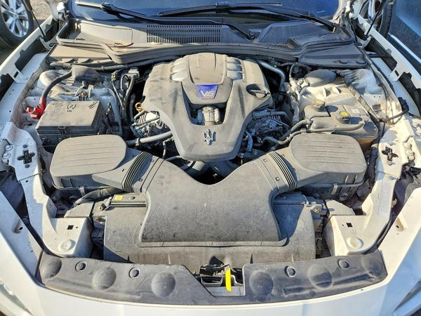 2019 MASERATI GHIBLI — Engine bay