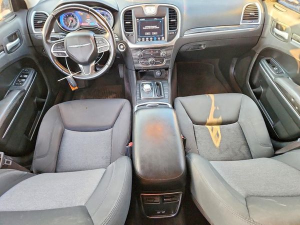 2018 CHRYSLER 300 — CKPT