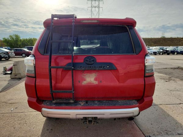 2018 TOYOTA 4RUNNER — DIRR