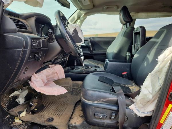 2018 TOYOTA 4RUNNER — DENT