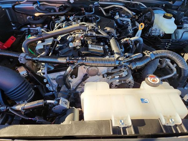 2025 TOYOTA TACOMA — Engine bay