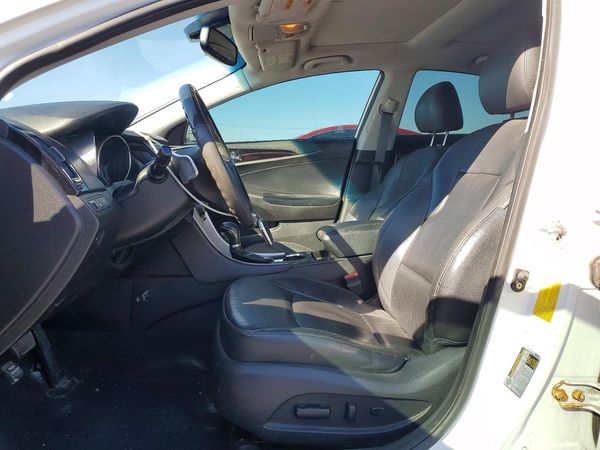2012 HYUNDAI SONATA Middle level — DENT