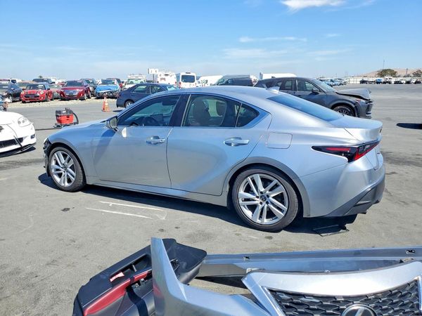 2021 LEXUS IS 300 Comfort — DSRA