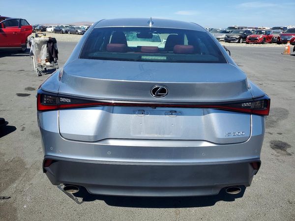 2021 LEXUS IS 300 Comfort — DIRR