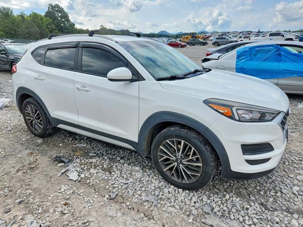 2020 HYUNDAI TUCSON — Passenger 3/4