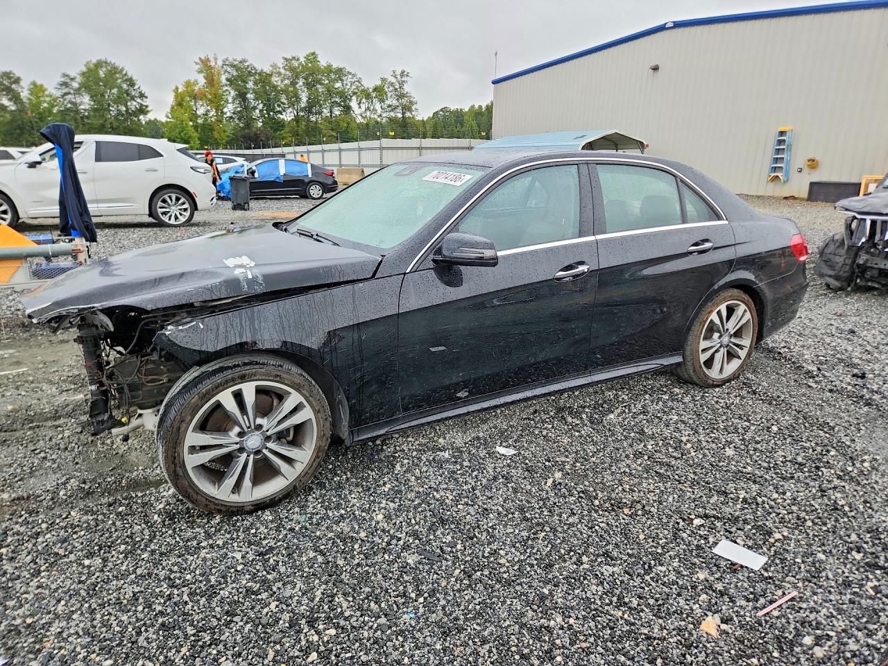 2016 MERCEDES-BENZ E E350 — Front 3/4