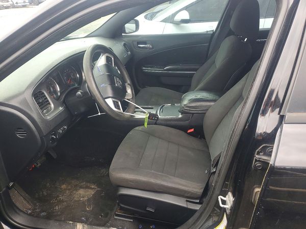 2012 DODGE CHARGER SE — DENT