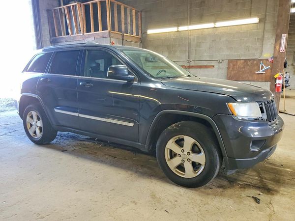 2013 JEEP CHEROKEE Laredo — Passenger 3/4